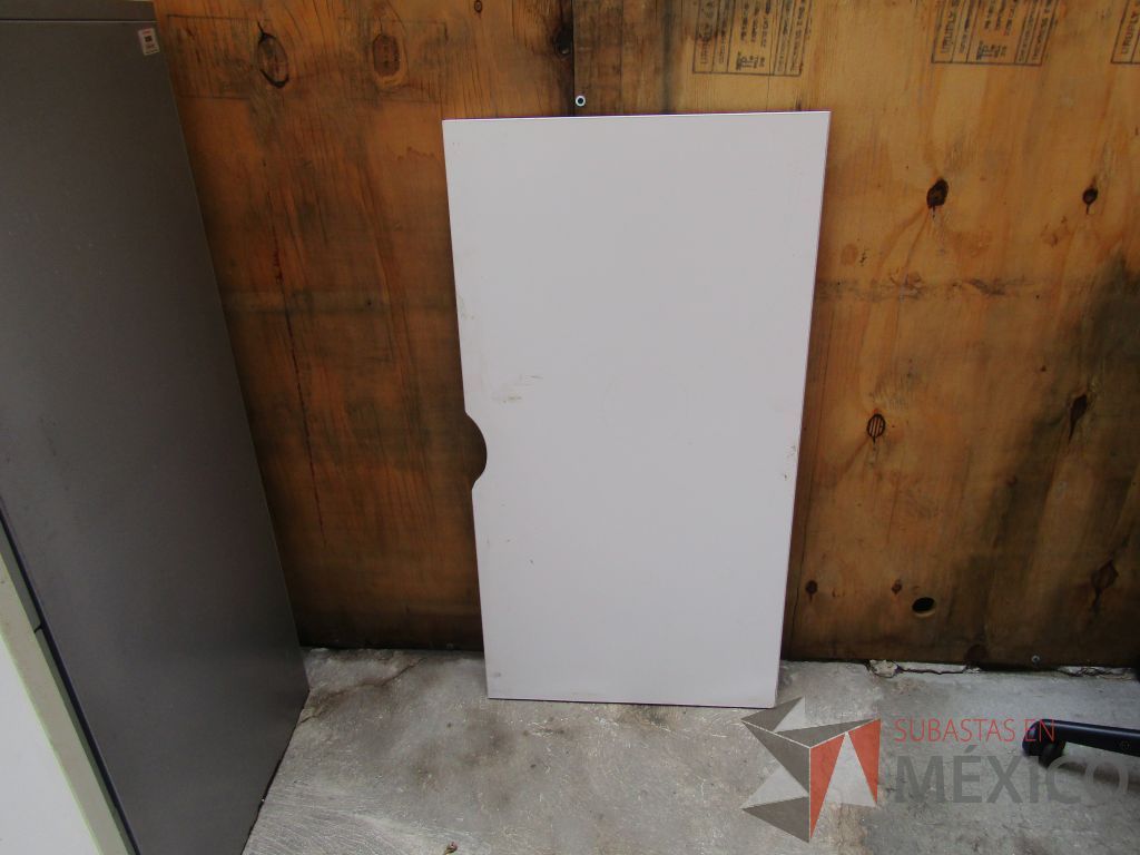 Lote 054 - 40 Superficies para mesa - Imagen 6