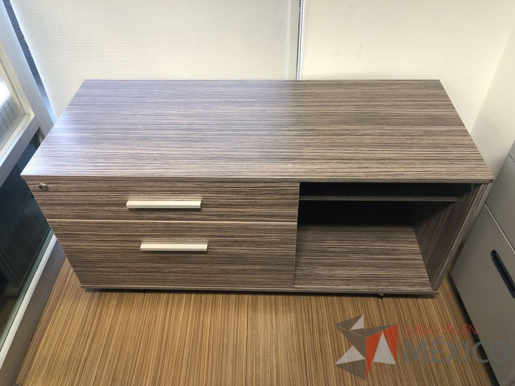 Lote 264 - Credenza con 2 cajones y 1 entrepaño - Imagen 4