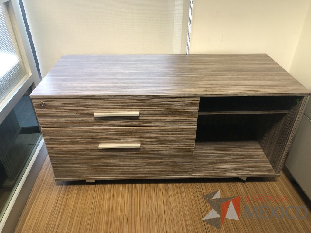 Lote 264 - Credenza con 2 cajones y 1 entrepaño