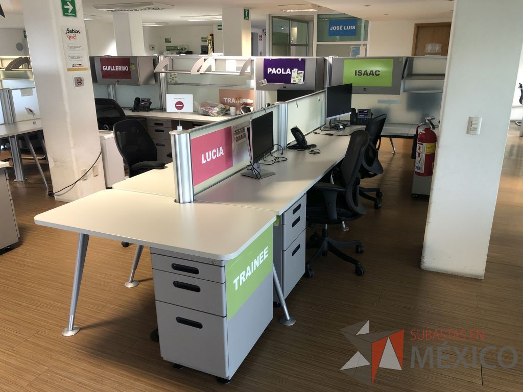 Lote 266 - Estación de trabajo para 20 personas - Imagen 9