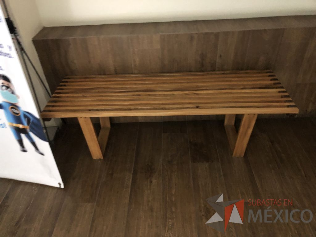 Lote 597 - Banca de madera de 3 plazas - Imagen 2
