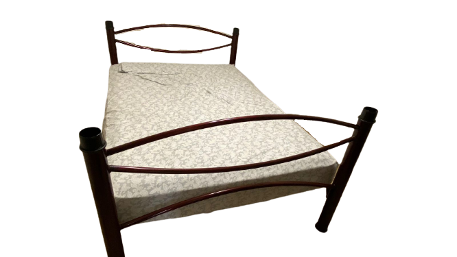 Lote 007 - Cama con colchón - Imagen 2