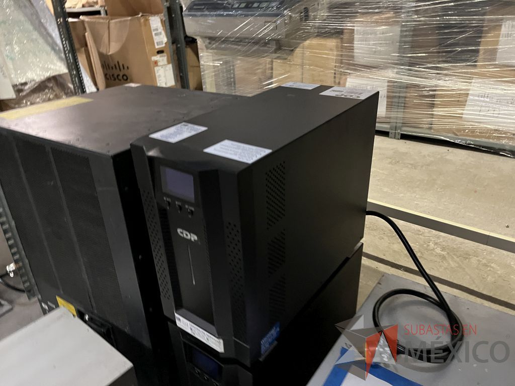 Lote 050 - 12 UPS diferentes modelos, marca GE, TOSHIBA, APC 1500 y CDP - Imagen 44