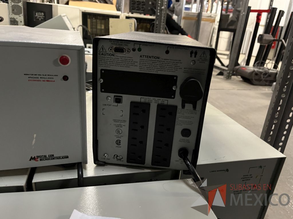 Lote 050 - 12 UPS diferentes modelos, marca GE, TOSHIBA, APC 1500 y CDP - Imagen 57