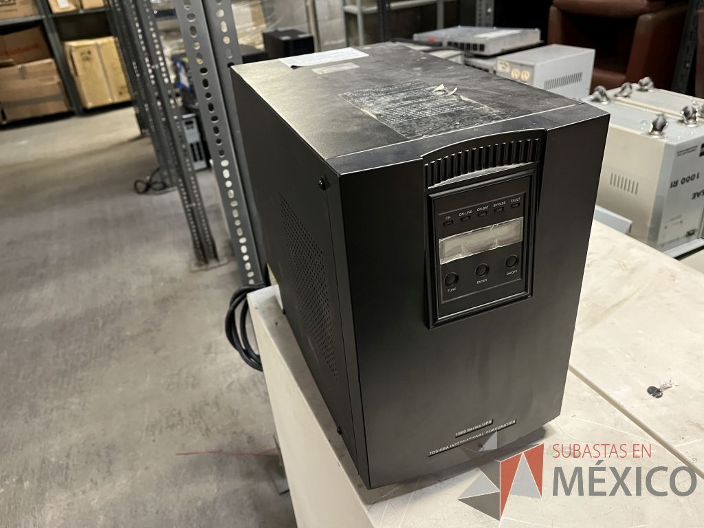 Lote 050 - 12 UPS diferentes modelos, marca GE, TOSHIBA, APC 1500 y CDP - Imagen 36