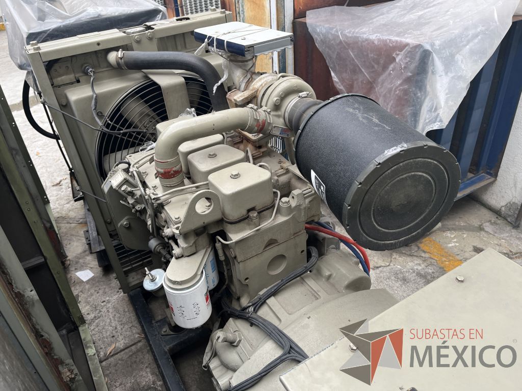 Lote 077 - Planta de emergencia y tablero de transferencia, 65 KVA - Imagen 2