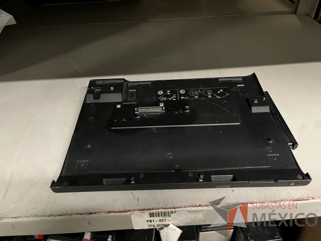 Lote 068 - 251 Digitalizadoras de cheques Canon y 6 Docking station Lenovo - Imagen 11