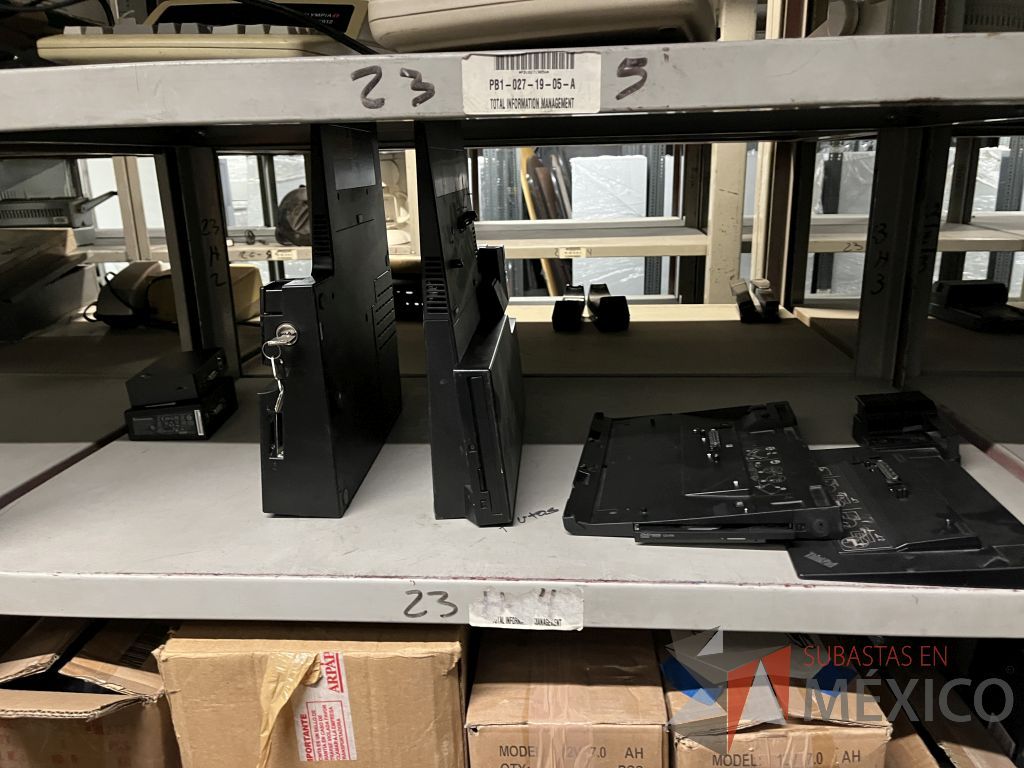 Lote 068 - 251 Digitalizadoras de cheques Canon y 6 Docking station Lenovo - Imagen 5
