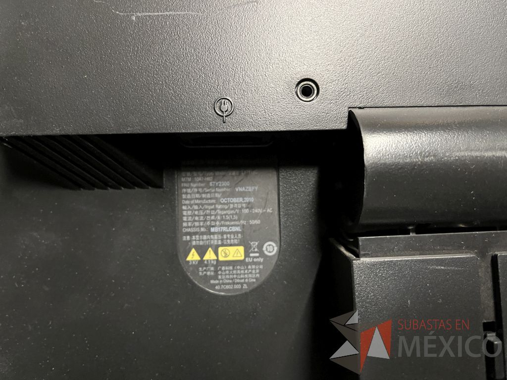 Lote 075 - 349 Pantallas Ti sin base, marca: Lenovo, View Sonic y Dell - Imagen 11
