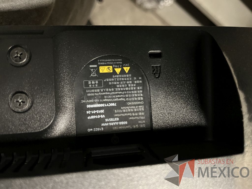 Lote 075 - 349 Pantallas Ti sin base, marca: Lenovo, View Sonic y Dell - Imagen 17
