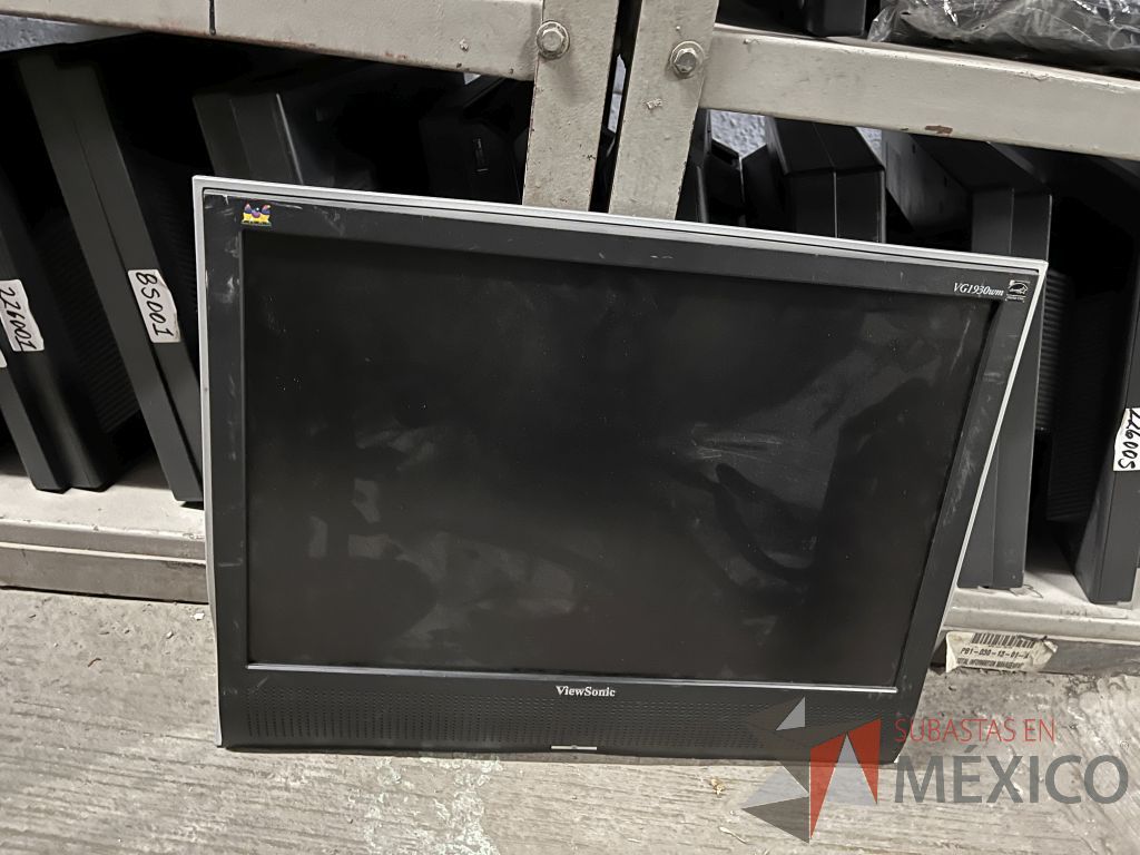 Lote 075 - 349 Pantallas Ti sin base, marca: Lenovo, View Sonic y Dell - Imagen 2