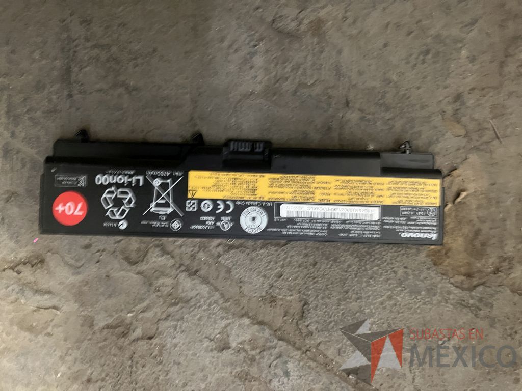 Lote 069 - 159 Baterías para laptop de diferentes modelos marca Lenovo - Imagen 2