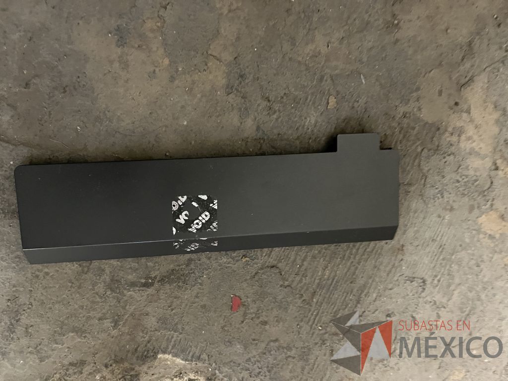 Lote 069 - 159 Baterías para laptop de diferentes modelos marca Lenovo - Imagen 13