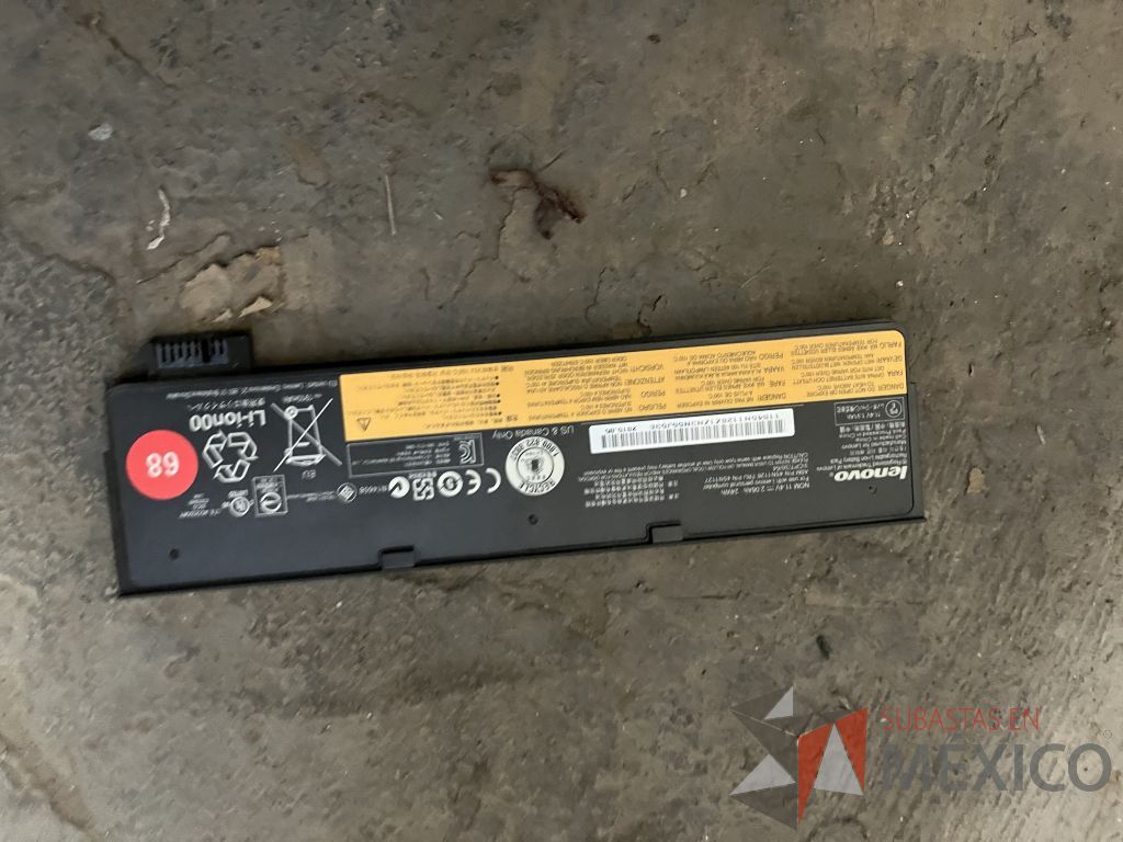 Lote 069 - 159 Baterías para laptop de diferentes modelos marca Lenovo - Imagen 5