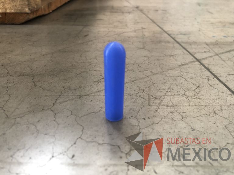 Lote 012 - 2470 Piezas de diferentes materiales (Terminal ojillos, barras de silicón, grano de esmeril, discos depredador, rollos de alambre, limas, bandas, brocas, tarrajas, vidrios, lijas, electrodos, cuchillas, entre otros) - Imagen 306