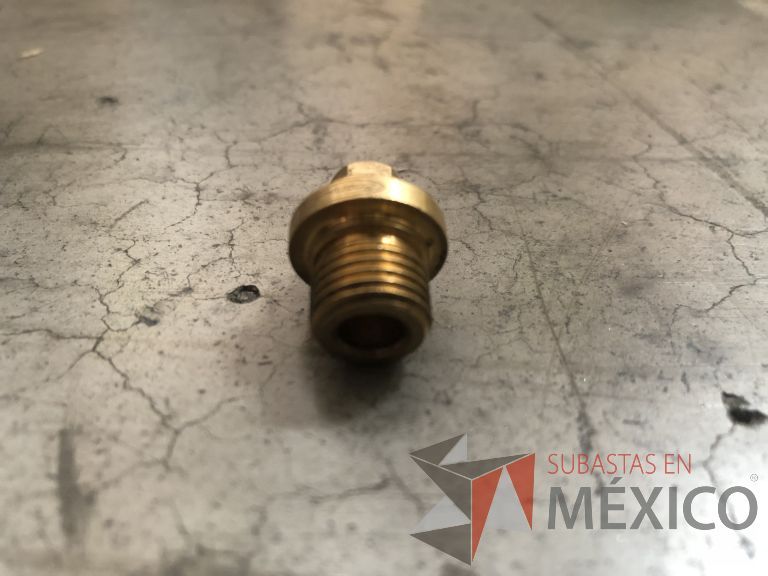 Lote 012 - 2470 Piezas de diferentes materiales (Terminal ojillos, barras de silicón, grano de esmeril, discos depredador, rollos de alambre, limas, bandas, brocas, tarrajas, vidrios, lijas, electrodos, cuchillas, entre otros) - Imagen 173