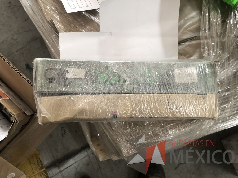 Lote 012 - 2470 Piezas de diferentes materiales (Terminal ojillos, barras de silicón, grano de esmeril, discos depredador, rollos de alambre, limas, bandas, brocas, tarrajas, vidrios, lijas, electrodos, cuchillas, entre otros) - Imagen 320