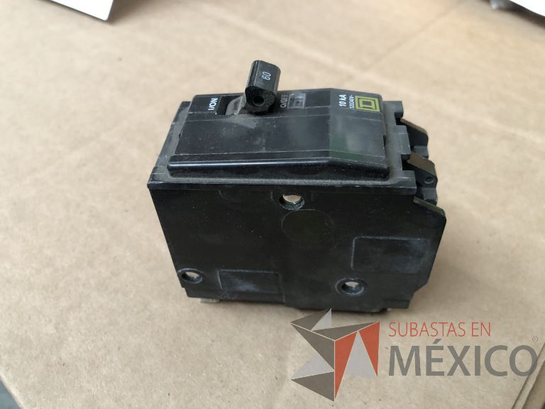 Lote 007 - 7227 Piezas de diferentes componentes (Paneles LED, Fuentes conmutadas, multicontactos, contacto dúplex, termofil, LED Panel, Fuentes de voltaje, etc.) - Imagen 96