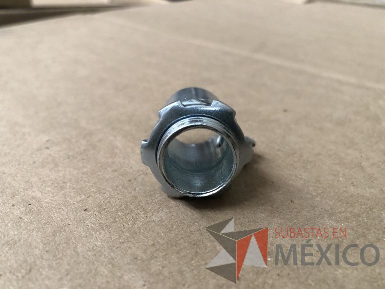 Lote 007 - 7227 Piezas de diferentes componentes (Paneles LED, Fuentes conmutadas, multicontactos, contacto dúplex, termofil, LED Panel, Fuentes de voltaje, etc.) - Imagen 18