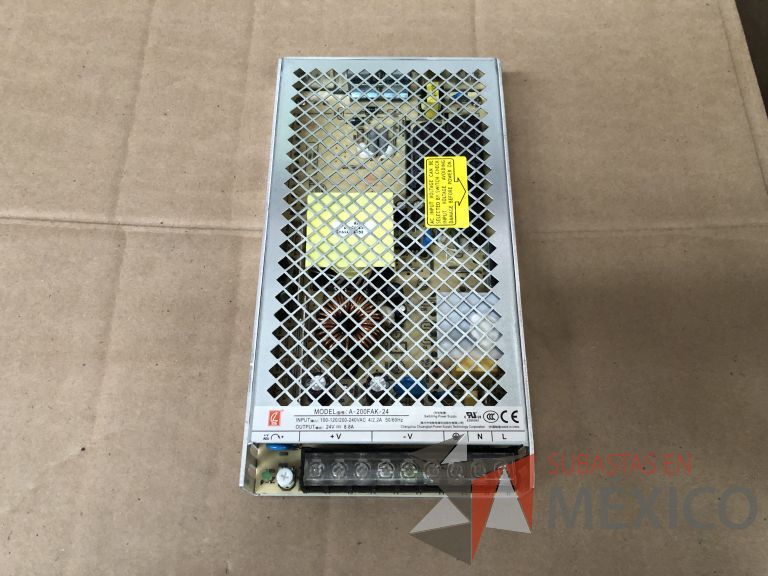 Lote 007 - 7227 Piezas de diferentes componentes (Paneles LED, Fuentes conmutadas, multicontactos, contacto dúplex, termofil, LED Panel, Fuentes de voltaje, etc.) - Imagen 72