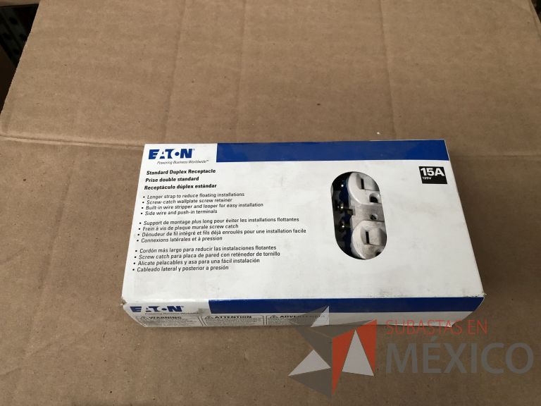 Lote 007 - 7227 Piezas de diferentes componentes (Paneles LED, Fuentes conmutadas, multicontactos, contacto dúplex, termofil, LED Panel, Fuentes de voltaje, etc.) - Imagen 321