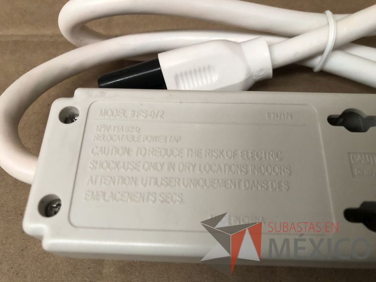 Lote 007 - 7227 Piezas de diferentes componentes (Paneles LED, Fuentes conmutadas, multicontactos, contacto dúplex, termofil, LED Panel, Fuentes de voltaje, etc.) - Imagen 200