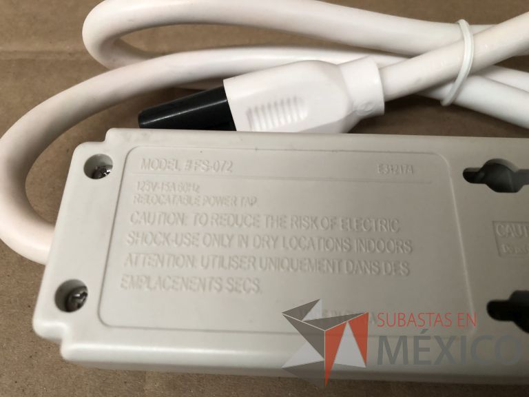 Lote 007 - 7227 Piezas de diferentes componentes (Paneles LED, Fuentes conmutadas, multicontactos, contacto dúplex, termofil, LED Panel, Fuentes de voltaje, etc.) - Imagen 199