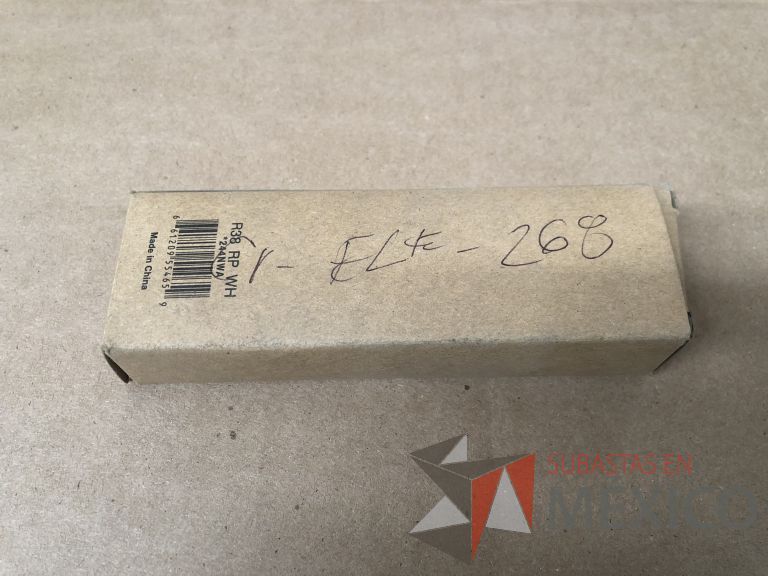 Lote 007 - 7227 Piezas de diferentes componentes (Paneles LED, Fuentes conmutadas, multicontactos, contacto dúplex, termofil, LED Panel, Fuentes de voltaje, etc.) - Imagen 132
