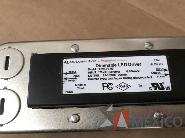 Lote 007 - 7227 Piezas de diferentes componentes (Paneles LED, Fuentes conmutadas, multicontactos, contacto dúplex, termofil, LED Panel, Fuentes de voltaje, etc.) - Imagen 155