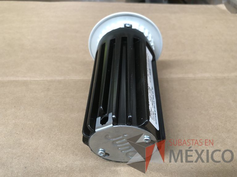 Lote 007 - 7227 Piezas de diferentes componentes (Paneles LED, Fuentes conmutadas, multicontactos, contacto dúplex, termofil, LED Panel, Fuentes de voltaje, etc.) - Imagen 326