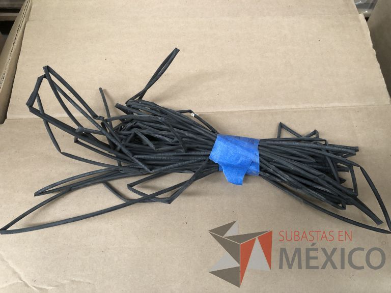 Lote 007 - 7227 Piezas de diferentes componentes (Paneles LED, Fuentes conmutadas, multicontactos, contacto dúplex, termofil, LED Panel, Fuentes de voltaje, etc.) - Imagen 282