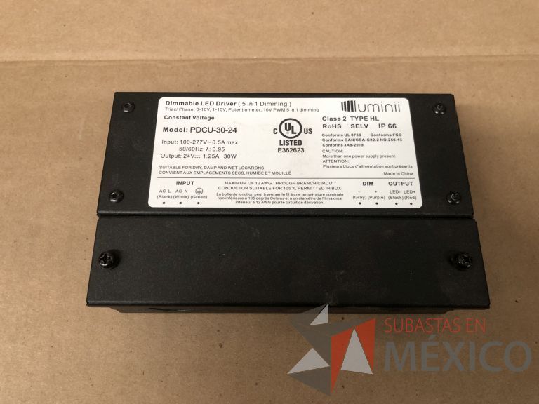 Lote 007 - 7227 Piezas de diferentes componentes (Paneles LED, Fuentes conmutadas, multicontactos, contacto dúplex, termofil, LED Panel, Fuentes de voltaje, etc.) - Imagen 157