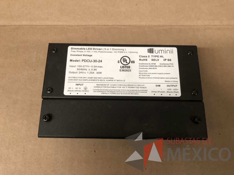 Lote 007 - 7227 Piezas de diferentes componentes (Paneles LED, Fuentes conmutadas, multicontactos, contacto dúplex, termofil, LED Panel, Fuentes de voltaje, etc.) - Imagen 239