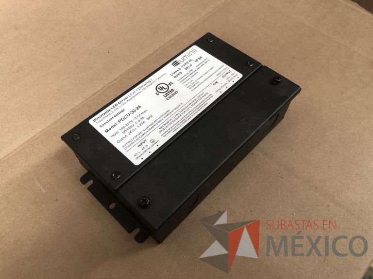 Lote 007 - 7227 Piezas de diferentes componentes (Paneles LED, Fuentes conmutadas, multicontactos, contacto dúplex, termofil, LED Panel, Fuentes de voltaje, etc.) - Imagen 240