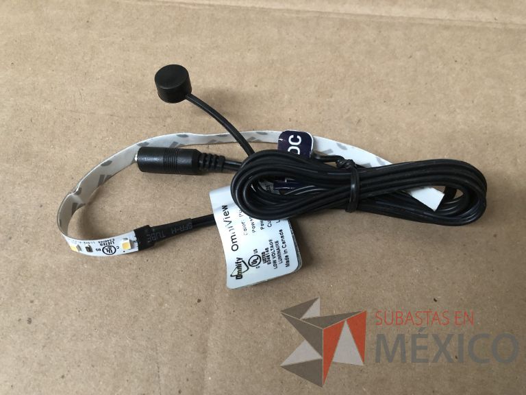 Lote 007 - 7227 Piezas de diferentes componentes (Paneles LED, Fuentes conmutadas, multicontactos, contacto dúplex, termofil, LED Panel, Fuentes de voltaje, etc.) - Imagen 333
