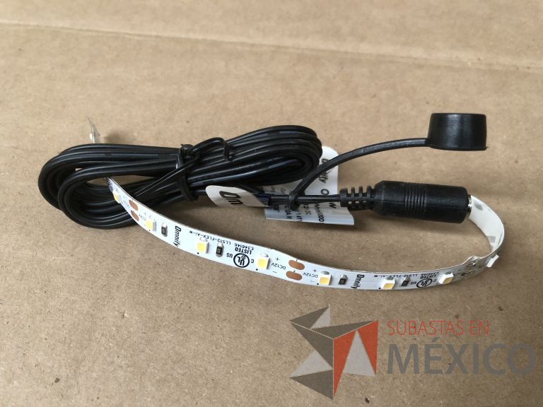 Lote 007 - 7227 Piezas de diferentes componentes (Paneles LED, Fuentes conmutadas, multicontactos, contacto dúplex, termofil, LED Panel, Fuentes de voltaje, etc.) - Imagen 335