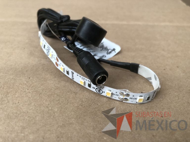 Lote 007 - 7227 Piezas de diferentes componentes (Paneles LED, Fuentes conmutadas, multicontactos, contacto dúplex, termofil, LED Panel, Fuentes de voltaje, etc.) - Imagen 334