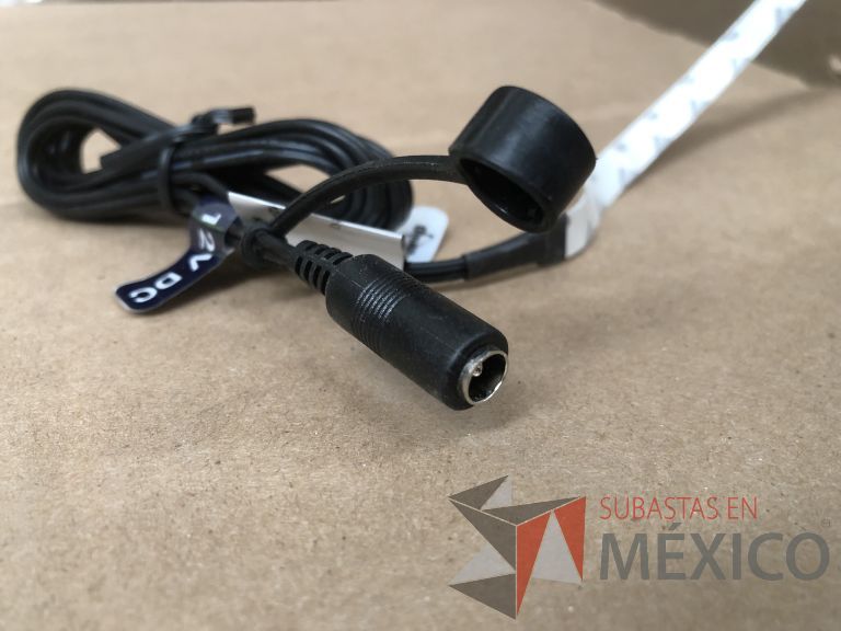 Lote 007 - 7227 Piezas de diferentes componentes (Paneles LED, Fuentes conmutadas, multicontactos, contacto dúplex, termofil, LED Panel, Fuentes de voltaje, etc.) - Imagen 340