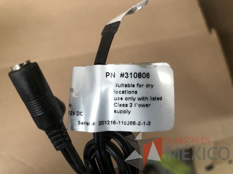 Lote 007 - 7227 Piezas de diferentes componentes (Paneles LED, Fuentes conmutadas, multicontactos, contacto dúplex, termofil, LED Panel, Fuentes de voltaje, etc.) - Imagen 347