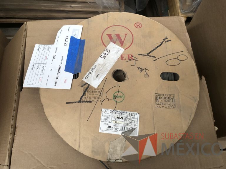 Lote 007 - 7227 Piezas de diferentes componentes (Paneles LED, Fuentes conmutadas, multicontactos, contacto dúplex, termofil, LED Panel, Fuentes de voltaje, etc.) - Imagen 350