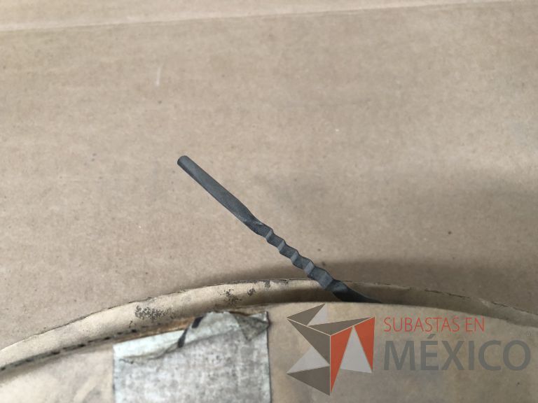 Lote 007 - 7227 Piezas de diferentes componentes (Paneles LED, Fuentes conmutadas, multicontactos, contacto dúplex, termofil, LED Panel, Fuentes de voltaje, etc.) - Imagen 232