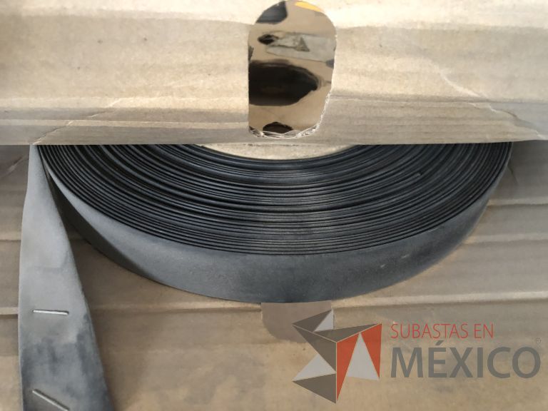 Lote 007 - 7227 Piezas de diferentes componentes (Paneles LED, Fuentes conmutadas, multicontactos, contacto dúplex, termofil, LED Panel, Fuentes de voltaje, etc.) - Imagen 288