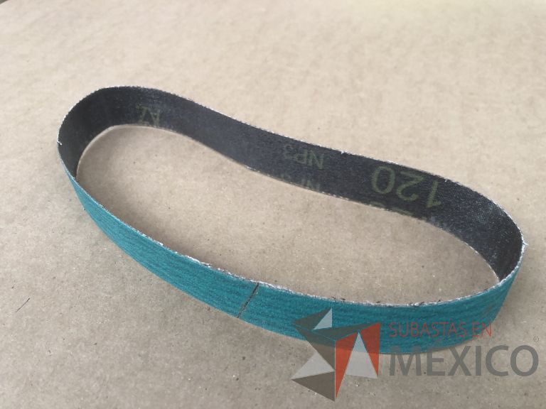 Lote 012 - 2470 Piezas de diferentes materiales (Terminal ojillos, barras de silicón, grano de esmeril, discos depredador, rollos de alambre, limas, bandas, brocas, tarrajas, vidrios, lijas, electrodos, cuchillas, entre otros) - Imagen 225