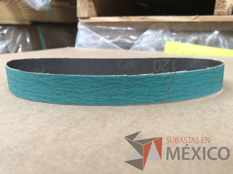 Lote 012 - 2470 Piezas de diferentes materiales (Terminal ojillos, barras de silicón, grano de esmeril, discos depredador, rollos de alambre, limas, bandas, brocas, tarrajas, vidrios, lijas, electrodos, cuchillas, entre otros) - Imagen 222