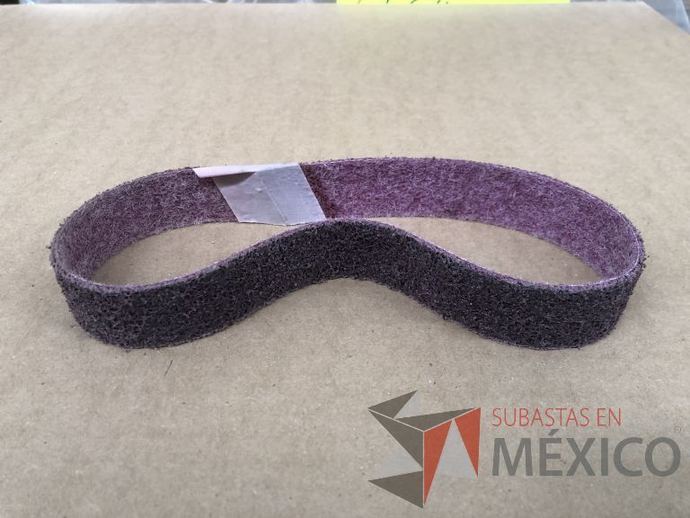 Lote 012 - 2470 Piezas de diferentes materiales (Terminal ojillos, barras de silicón, grano de esmeril, discos depredador, rollos de alambre, limas, bandas, brocas, tarrajas, vidrios, lijas, electrodos, cuchillas, entre otros) - Imagen 101