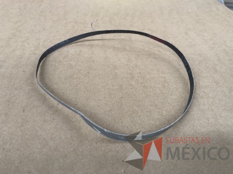 Lote 012 - 2470 Piezas de diferentes materiales (Terminal ojillos, barras de silicón, grano de esmeril, discos depredador, rollos de alambre, limas, bandas, brocas, tarrajas, vidrios, lijas, electrodos, cuchillas, entre otros) - Imagen 215