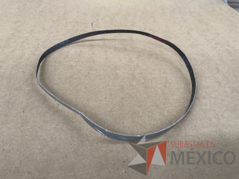 Lote 012 - 2470 Piezas de diferentes materiales (Terminal ojillos, barras de silicón, grano de esmeril, discos depredador, rollos de alambre, limas, bandas, brocas, tarrajas, vidrios, lijas, electrodos, cuchillas, entre otros) - Imagen 216
