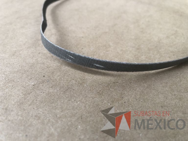Lote 012 - 2470 Piezas de diferentes materiales (Terminal ojillos, barras de silicón, grano de esmeril, discos depredador, rollos de alambre, limas, bandas, brocas, tarrajas, vidrios, lijas, electrodos, cuchillas, entre otros) - Imagen 293