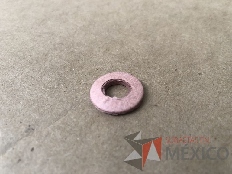 Lote 012 - 2470 Piezas de diferentes materiales (Terminal ojillos, barras de silicón, grano de esmeril, discos depredador, rollos de alambre, limas, bandas, brocas, tarrajas, vidrios, lijas, electrodos, cuchillas, entre otros) - Imagen 23