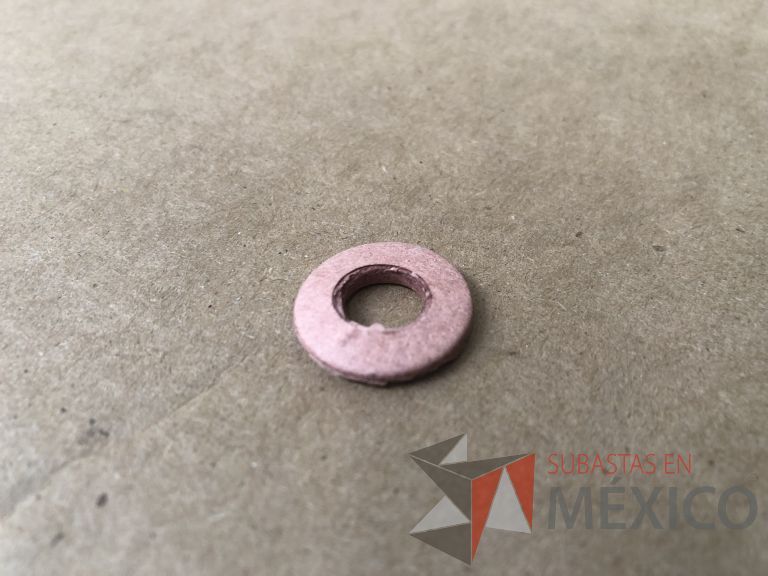 Lote 012 - 2470 Piezas de diferentes materiales (Terminal ojillos, barras de silicón, grano de esmeril, discos depredador, rollos de alambre, limas, bandas, brocas, tarrajas, vidrios, lijas, electrodos, cuchillas, entre otros) - Imagen 25